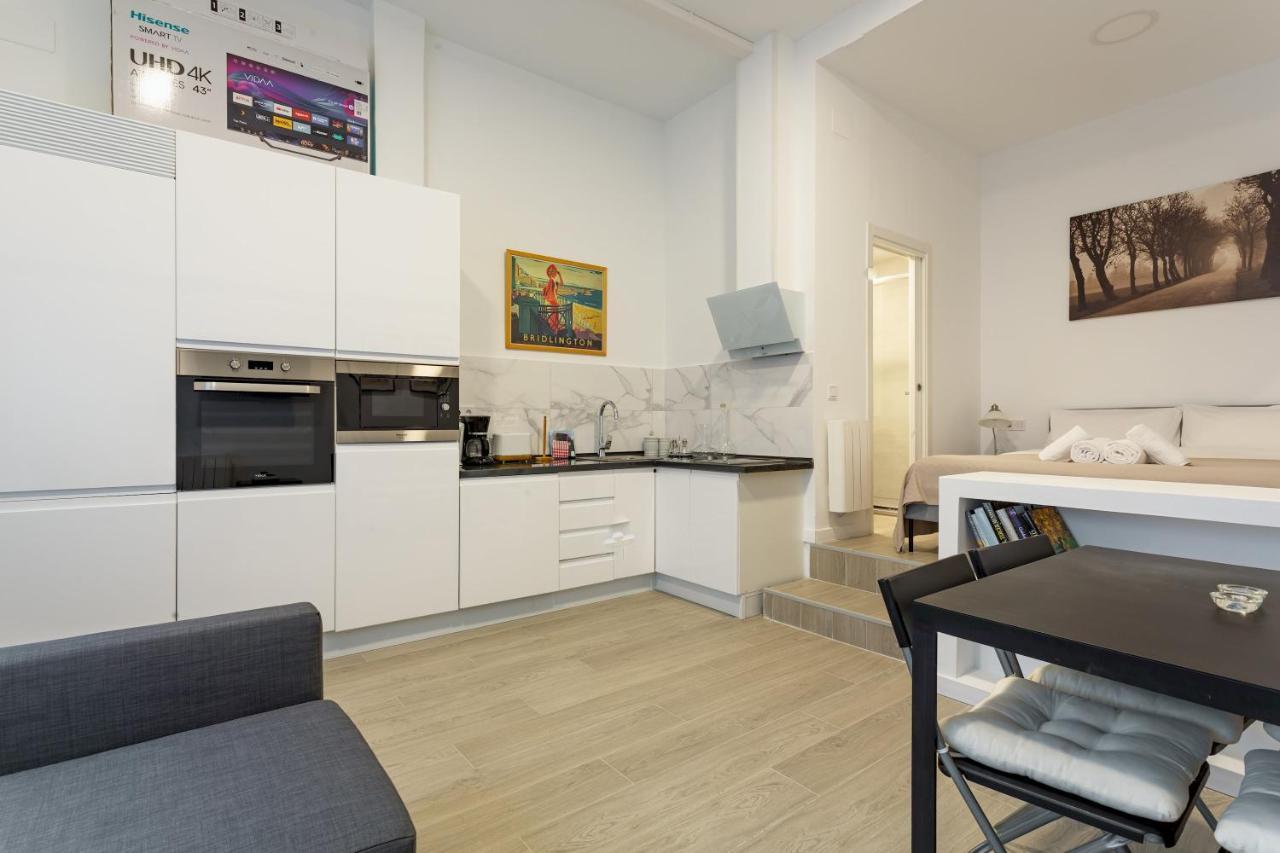 1 Bedroom 1 Bathroom Furnished - Av De America - Studio - Mintystay Мадрид Экстерьер фото